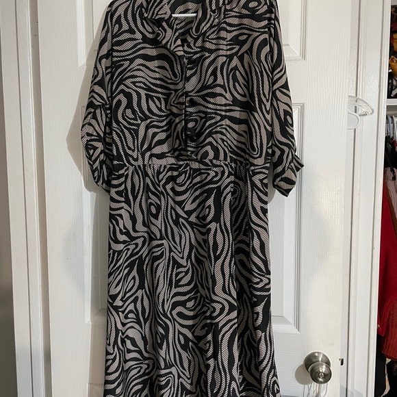 Jennifer Gee Vintage Dress - Picture 1 of 5